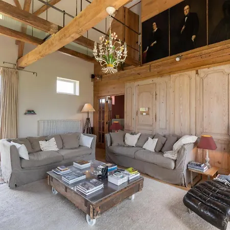 Wellinghoeve With Swimming Pool And Unique Location Nieuwmunster