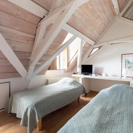 Wellinghoeve With Swimming Pool And Unique Location 酒店 Nieuwmunster